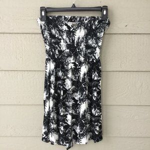 LOVE TREE Strapless Mini Sundress